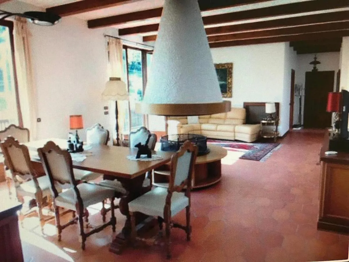 Villa Olga Lago Maggiore Castelveccana 0*,