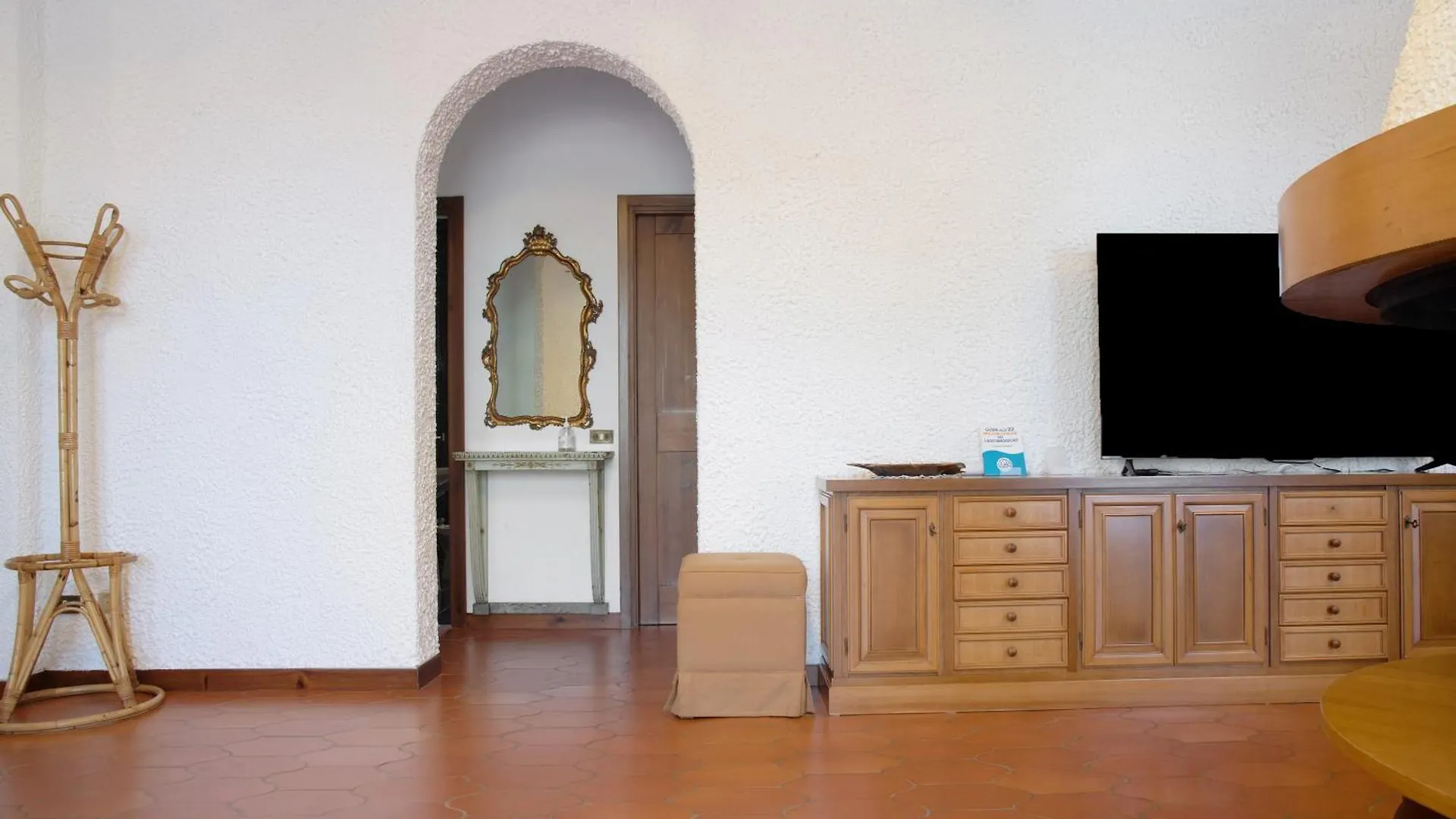 Villa Olga Lago Maggiore Castelveccana 0*,  Itália